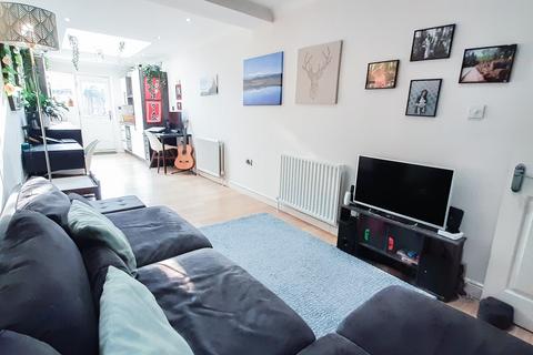 2 bedroom terraced house for sale, Sandycombe Road, Kew, Richmond, Surrey TW9