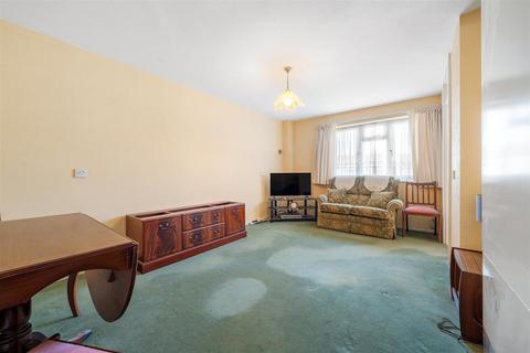 1 bedroom flat for sale, Groombridge House, Croydon Road, Penge, London, SE20