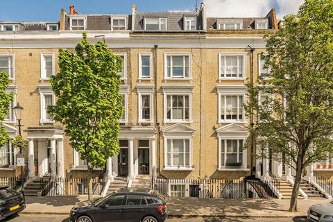 Eardley Crescent, London SW5