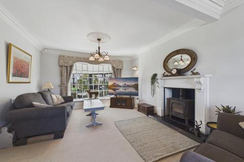 3 bedroom farm house for sale, Hardwick Lane, Aston