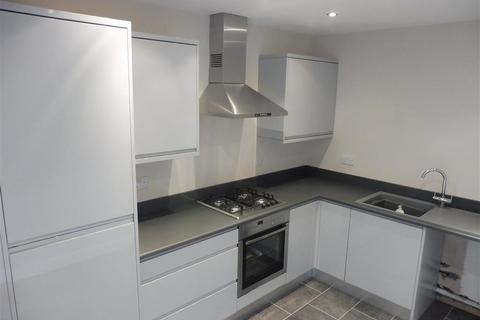 3 bedroom apartment to rent, Lower High Street, STOURBRIDGE, DY8