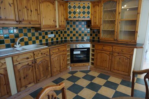 2 bedroom detached bungalow to rent, Hazelton, PORTHYRHYD, Carmarthen