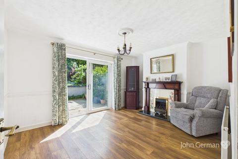 2 bedroom semi-detached bungalow for sale, Marlborough Crescent, Burton-on-Trent