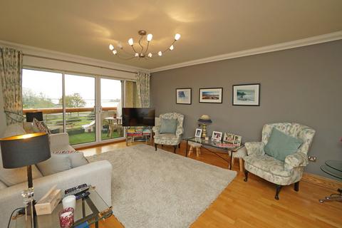 2 bedroom apartment for sale, Victory House, Port Solent PO6