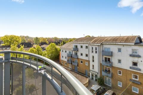 1 bedroom flat for sale, Trafalgar Gardens, Crawley, West Sussex, RH10