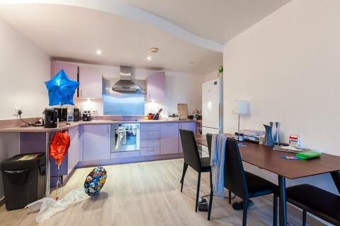 2 bedroom flat to rent, Westminster Bridge Road, Waterloo, London, SE1