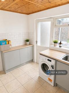 5 bedroom detached house to rent, Borda Close, Chelmsford, CM1