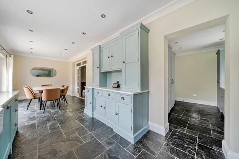 7 bedroom detached house for sale, Shepherds Lane, Dartford DA1