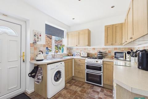 2 bedroom semi-detached bungalow for sale, Jordan Avenue, Oldham OL2