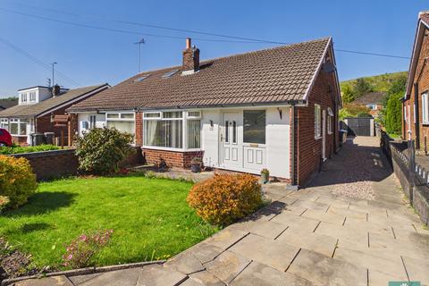 2 bedroom bungalow for sale, Jordan Avenue, Shaw OL2