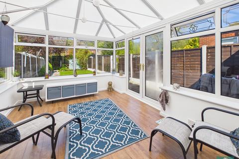 2 bedroom bungalow for sale, Jordan Avenue, Shaw OL2