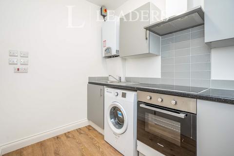 Studio to rent, Above Bar Street, Southampton, Hampshire, SO14