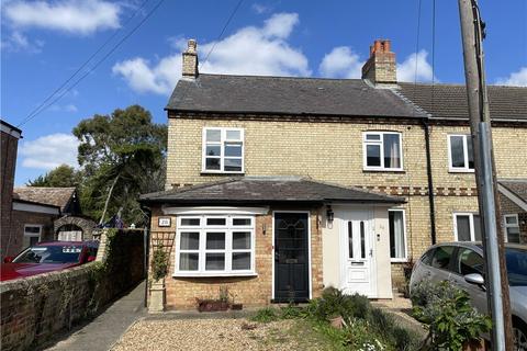 2 bedroom end of terrace house for sale, Laburnum Road, Bedfordshire SG19