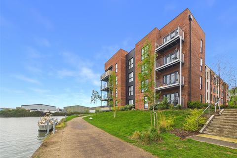 Apartment - Harker Close, Gloucester, Gloucestershire, GL2