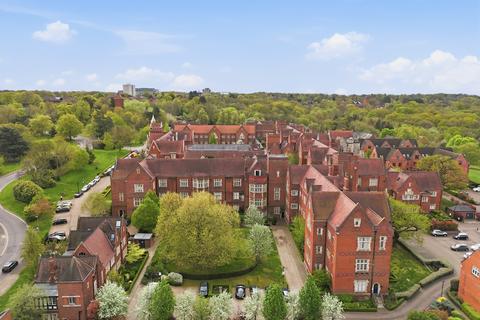 2 bedroom apartment for sale, Kavanagh Court, The Galleries, CM14