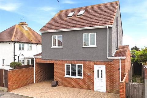 4 bedroom detached house for sale, Glebe Close, Great Wakering, Essex, SS3