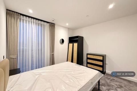 2 bedroom flat to rent, Boxwood Gardens, London, E1W