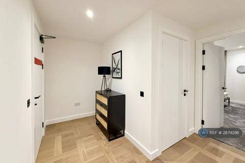 2 bedroom flat to rent, Boxwood Gardens, London, E1W