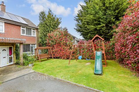 4 bedroom detached house for sale, Waterfield Drive, Warlingham, Surrey