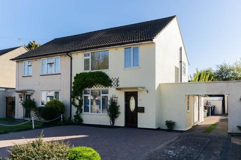 Semi-detached house - Howard Road, Cambridge, CB5