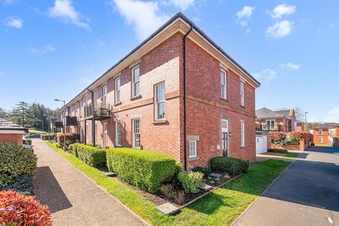 2 bedroom apartment for sale, Glanville Way, Epsom KT19
