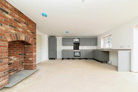4 bedroom detached house to rent, High Street, Fincham, KING'S LYNN