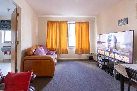 2 bedroom flat for sale, Florence Place, Perth PH1