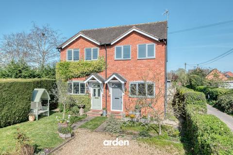 2 bedroom semi-detached house for sale, Greenhill Lane, Hallow, WR2