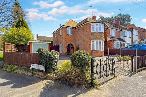 3 bedroom detached house for sale, Wychall Park Grove, Birmingham B38