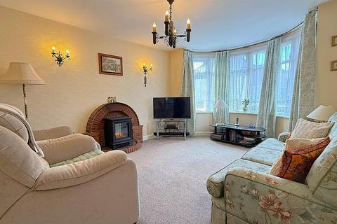 3 bedroom detached house for sale, Wychall Park Grove, Birmingham B38