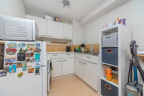 Studio for sale, Eleanor Close, Lewes BN7