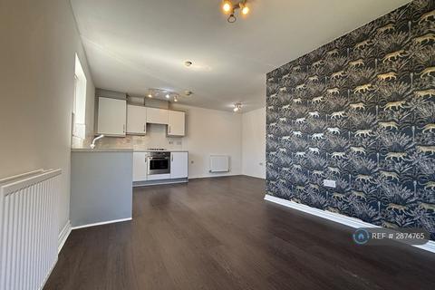 2 bedroom flat to rent, Millers Brow Walk, Manchester, M9