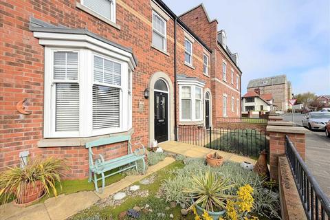 3 bedroom house for sale, South Crescent Road, Filey
