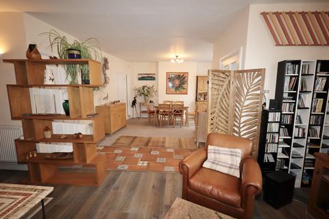 4 bedroom house for sale, Southover, WELLS