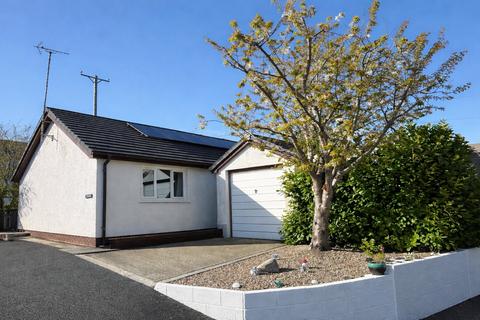 3 bedroom detached bungalow for sale, Maes Dafydd, Llanarth, SA47