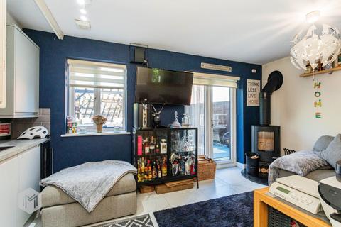 4 bedroom semi-detached house for sale, Fearney Side, Little Lever, BL3