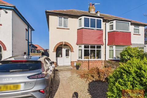 undefined, Newlands Park Avenue, Scarborough