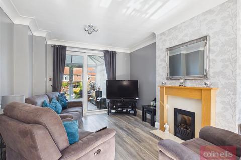 undefined, Newlands Park Avenue, Scarborough