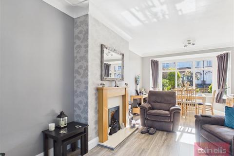 undefined, Newlands Park Avenue, Scarborough