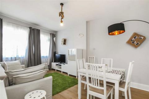 undefined, Stanley Road, Teddington TW11