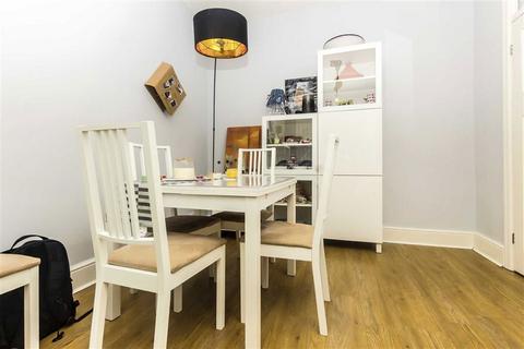 undefined, Stanley Road, Teddington TW11