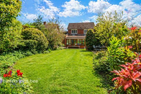 4 bedroom detached house for sale, Ferndell Close, Shoal Hill, Cannock