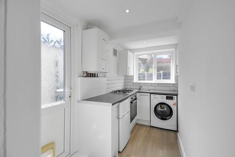 1 bedroom maisonette for sale, East Terrace, Gravesend DA12