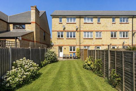 Monk Terrace, London, SE23