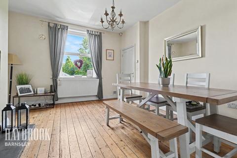 3 bedroom semi-detached house for sale, Denby Dale Road East, Durkar