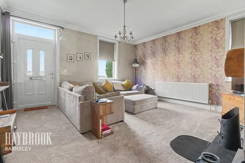 3 bedroom semi-detached house for sale, Denby Dale Road East, Durkar