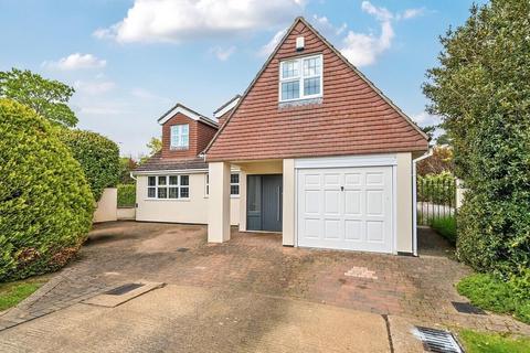 4 bedroom detached house for sale, Homewood Crescent, Chislehurst, Kent, BR7
