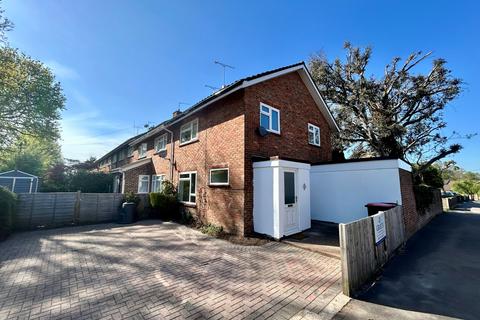 3 bed house for rent in Church Lane, Three Bridges, Crawley