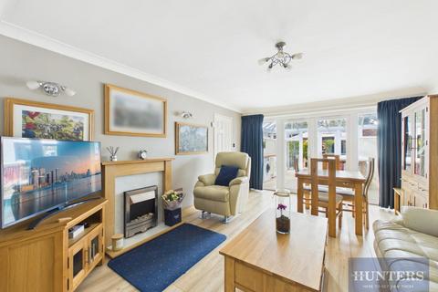undefined, Salisbury Avenue, Warden Hill, Cheltenham