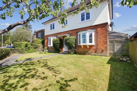 4 bedroom detached house for sale, Dunnings Road, East Grinstead, RH19